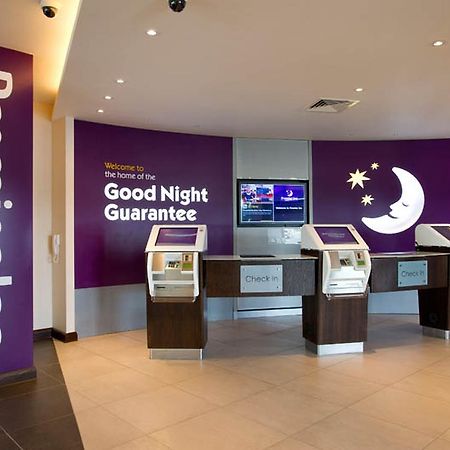 Premier Inn Glasgow Pacific Quay ภายนอก รูปภาพ