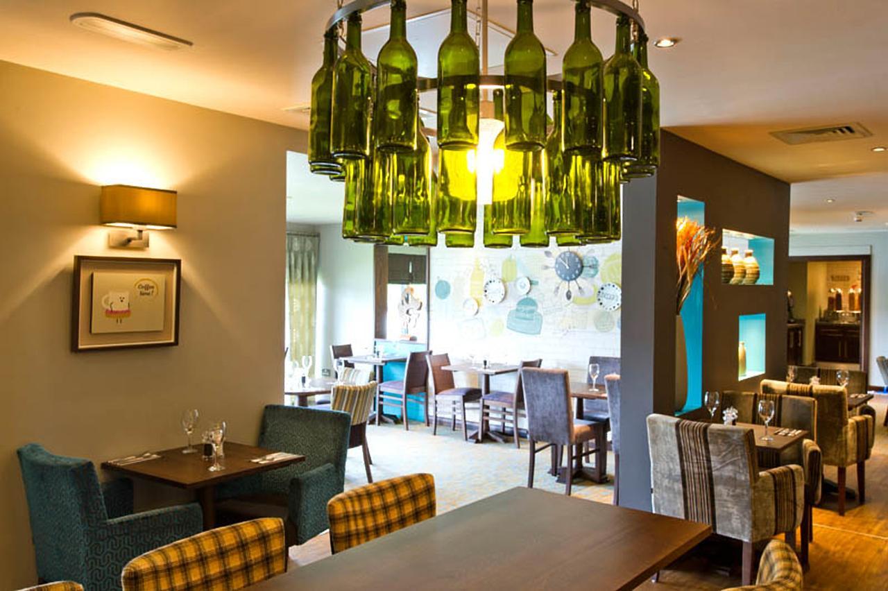 Premier Inn Glasgow Pacific Quay ภายนอก รูปภาพ